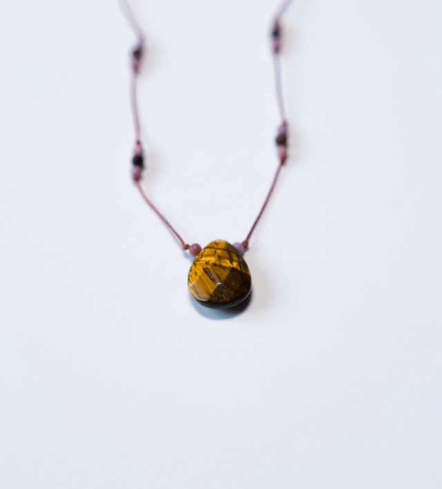 Collier SAKAR  Œil du tigre