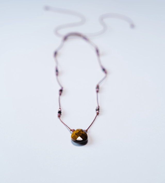 Collier SAKAR  Œil du tigre