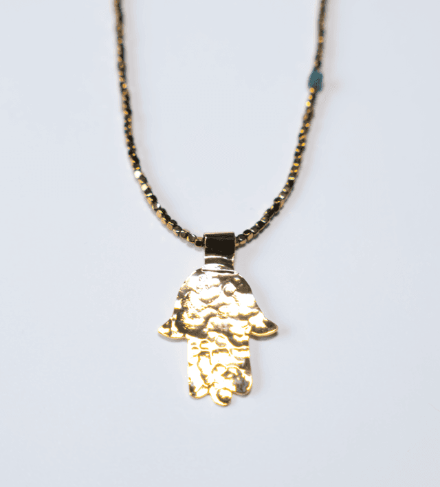 Collier TAMO Main