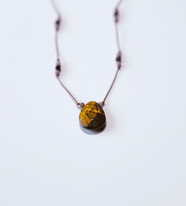 Collier SAKAR  Œil du tigre